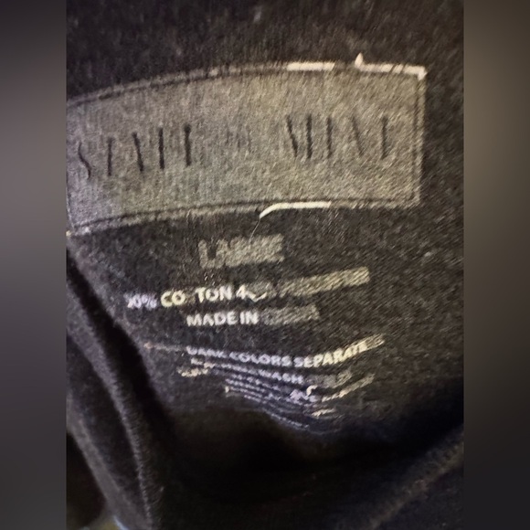 State of Mind Red/White/Grey/Navy American Flag Tshirt Women’s Size L - Picture 4 of 7